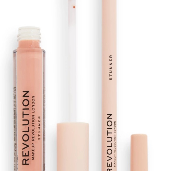 Revolution Lip Contour Kit - Stunner - Picture 2 of 3